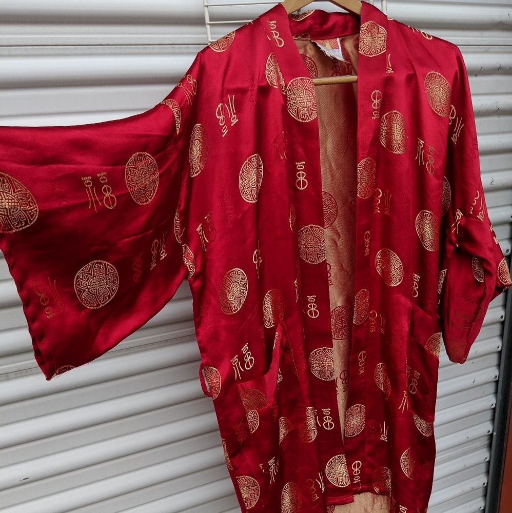 Oriental Brand red and gold Kimono duster